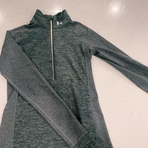 Women’s Under Armour workout long sleeve